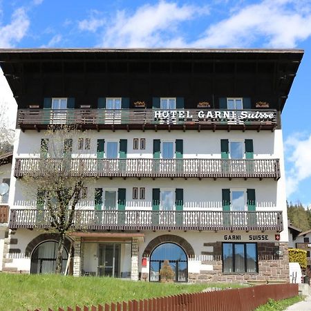 Hotel Garni Suisse Сан-Мартино-ди-Кастроцца Экстерьер фото