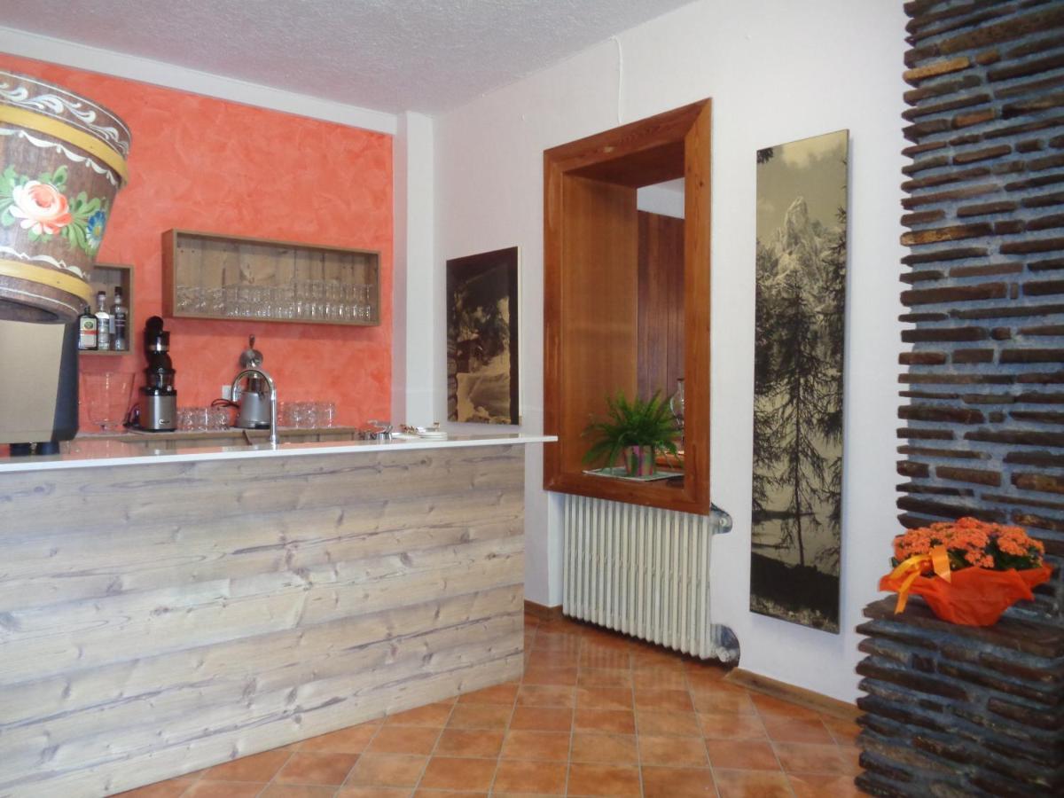 Hotel Garni Suisse Сан-Мартино-ди-Кастроцца Экстерьер фото