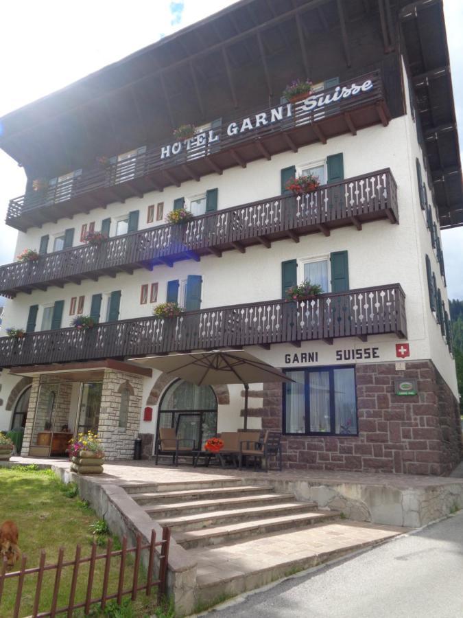 Hotel Garni Suisse Сан-Мартино-ди-Кастроцца Экстерьер фото